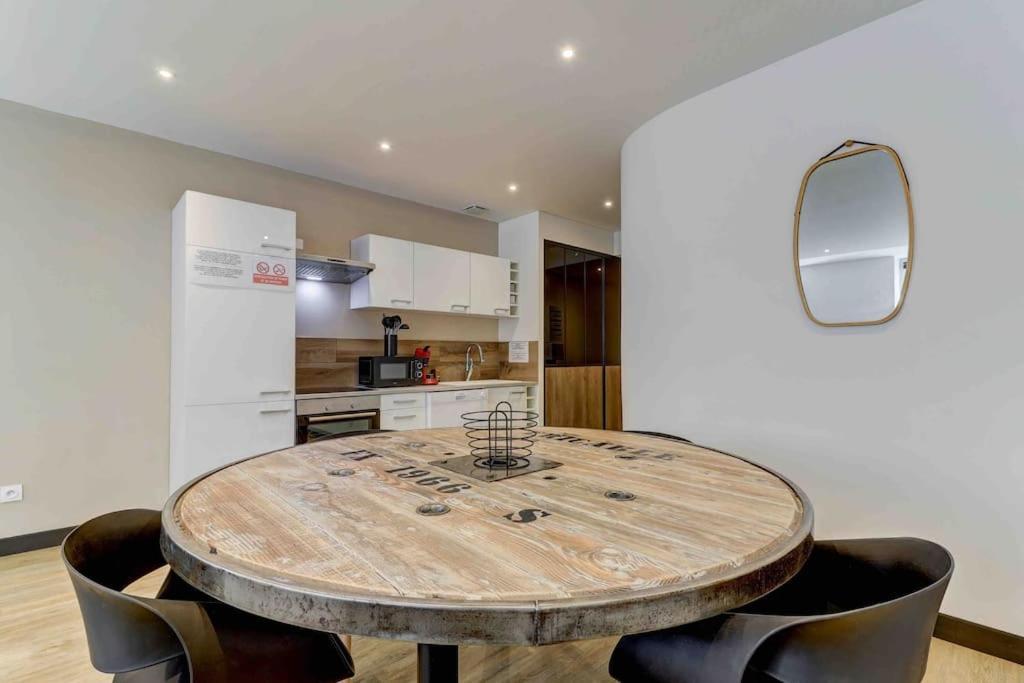 La Manufacture - Topdestination-Bourg - Centre Ville - Classe 3 Etoiles 外观 照片