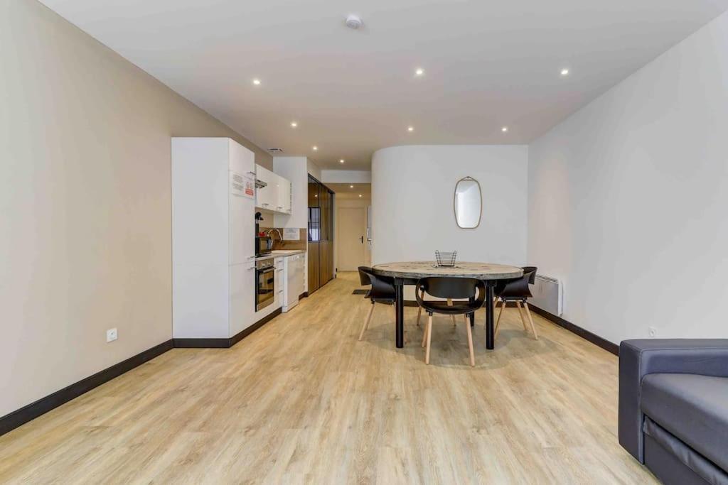 La Manufacture - Topdestination-Bourg - Centre Ville - Classe 3 Etoiles 外观 照片