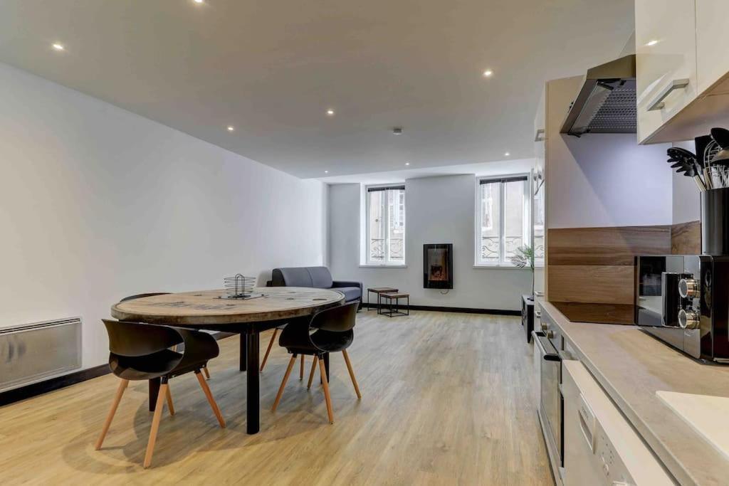 La Manufacture - Topdestination-Bourg - Centre Ville - Classe 3 Etoiles 外观 照片