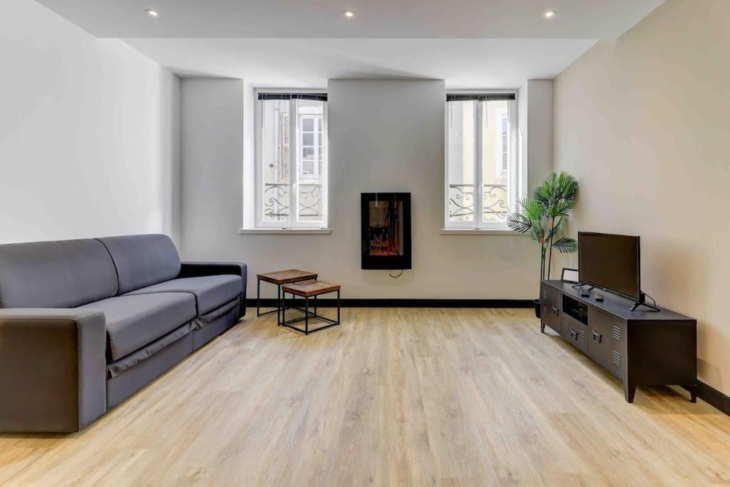 La Manufacture - Topdestination-Bourg - Centre Ville - Classe 3 Etoiles 外观 照片